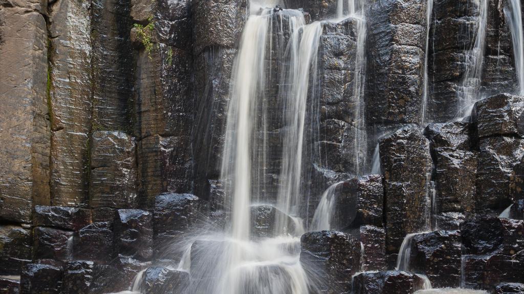 Prismas Basálticos –Daniel Olivares&nbsp;Viniegra–