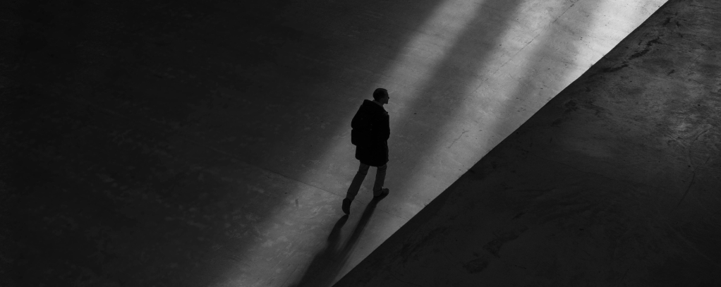 Ensimismado- LF Medina