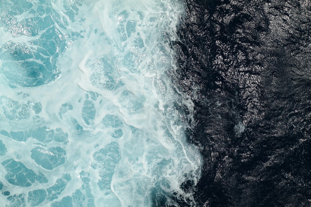 Amanecer azul – Eduardo Ramírez&nbsp;Moyano